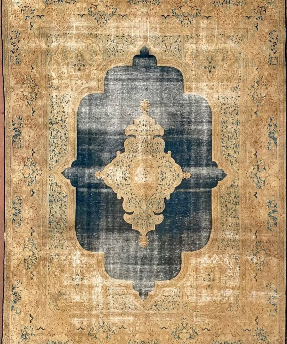 Tappeto Vintage - 394 x 295 cm.